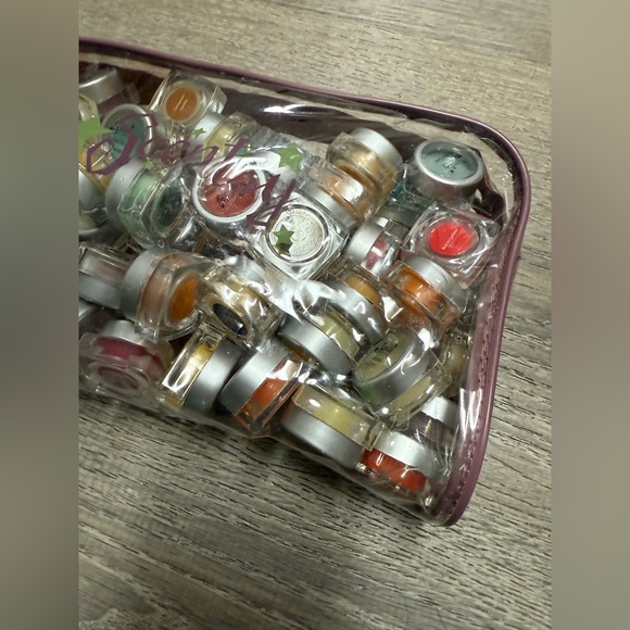 Scentsy Mini Testers & Carry Case - Assorted - Picture 3 of 3